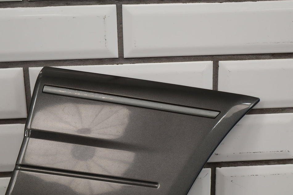 1998-2002 Lexus LX470 Right Front Fender Molding black onyx