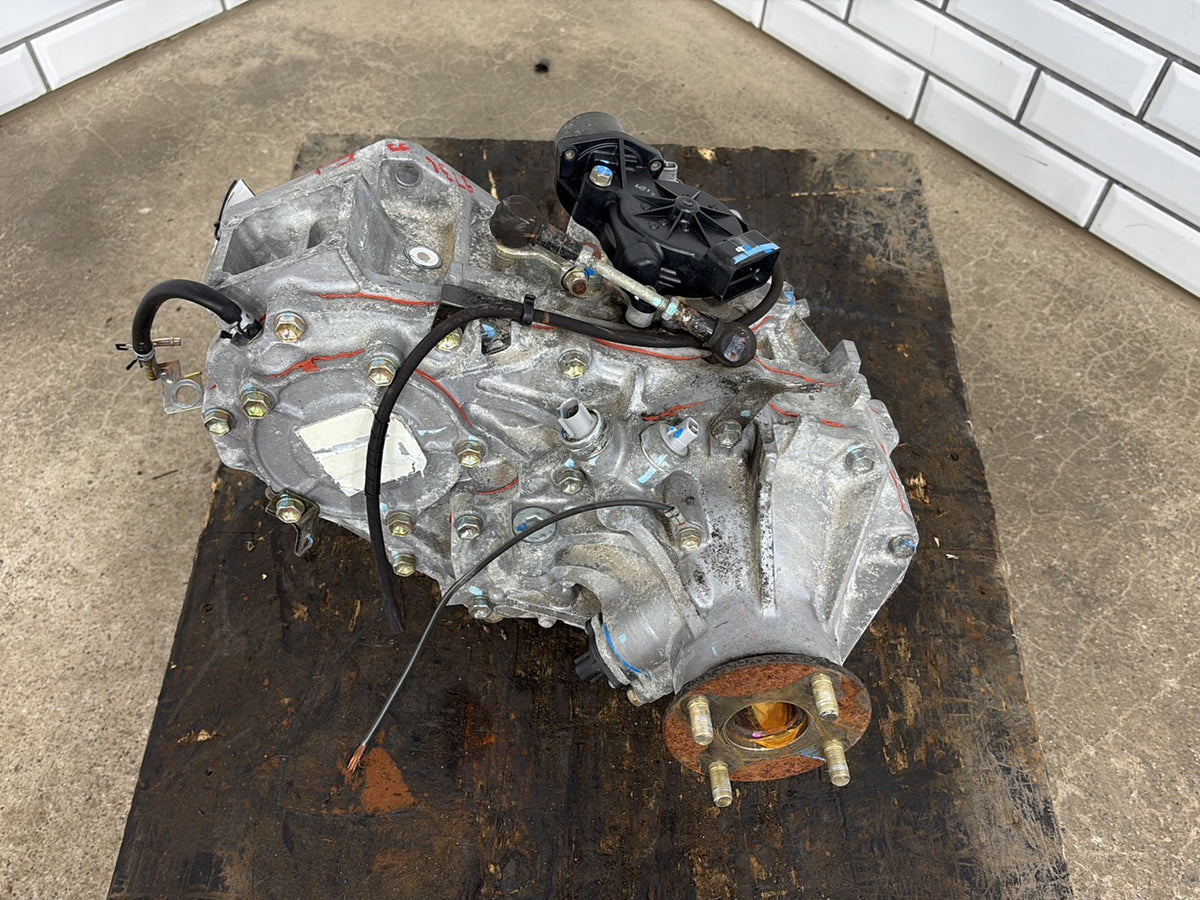1998-2002 Lexus LX470 Transfer Case 361306A221 OEM