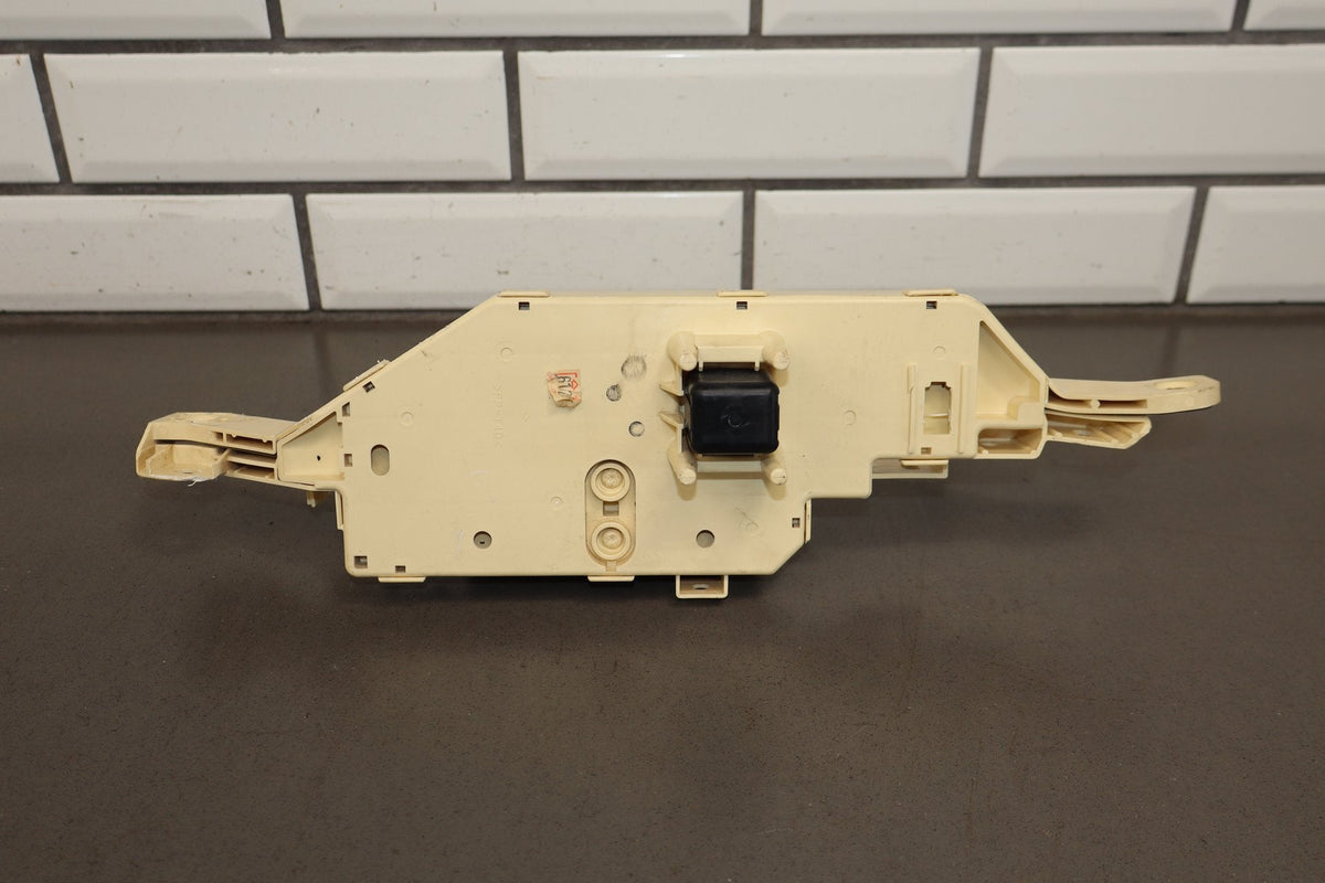1998-2002 LX470 J100 - Passenger Right Cabin Fuse Box