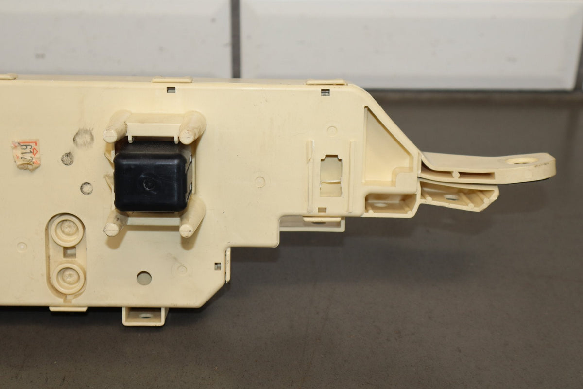 1998-2002 LX470 J100 - Passenger Right Cabin Fuse Box
