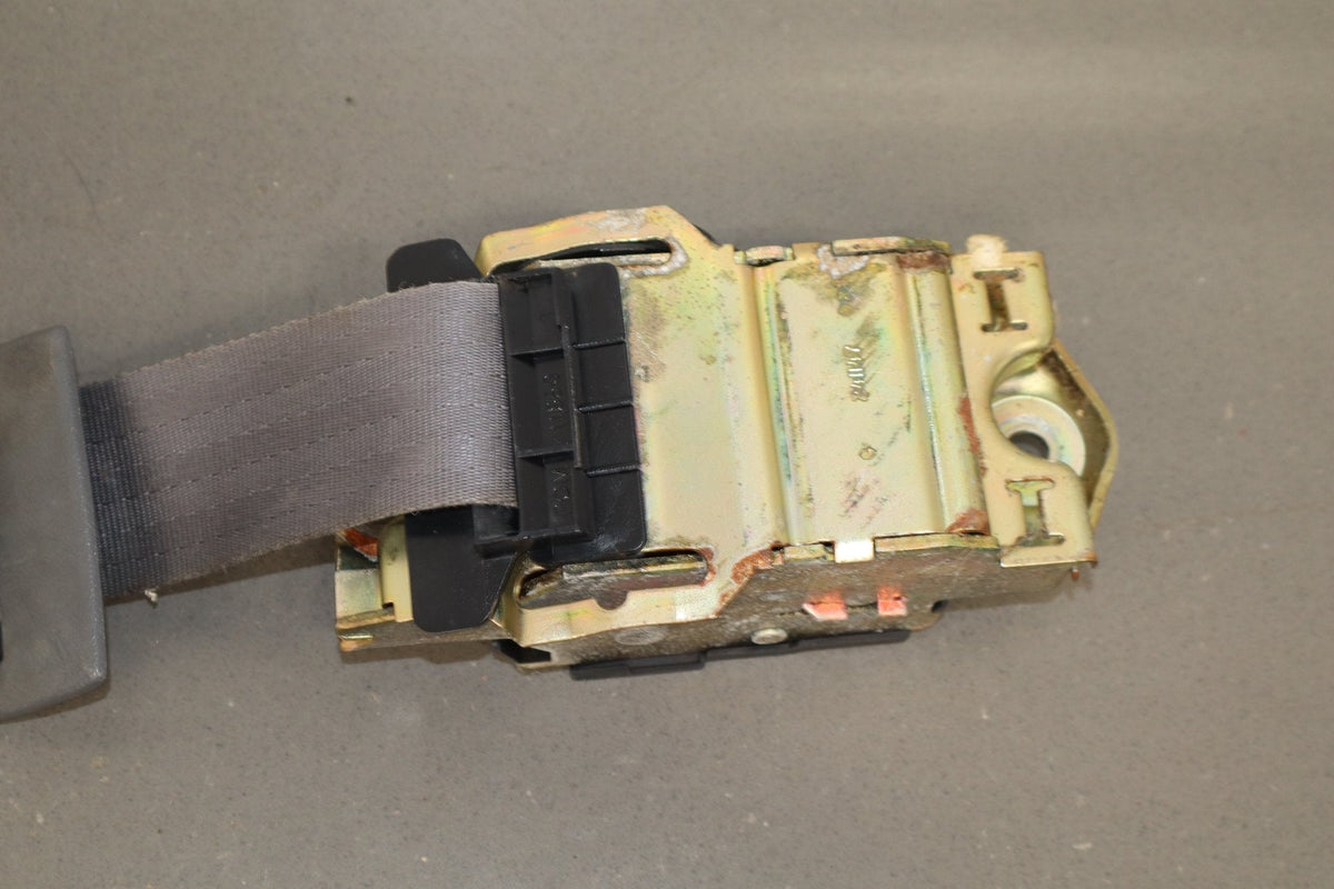 1998-2002 Pontiac Firebird Coupe - Left Front Seat Belt Gray
