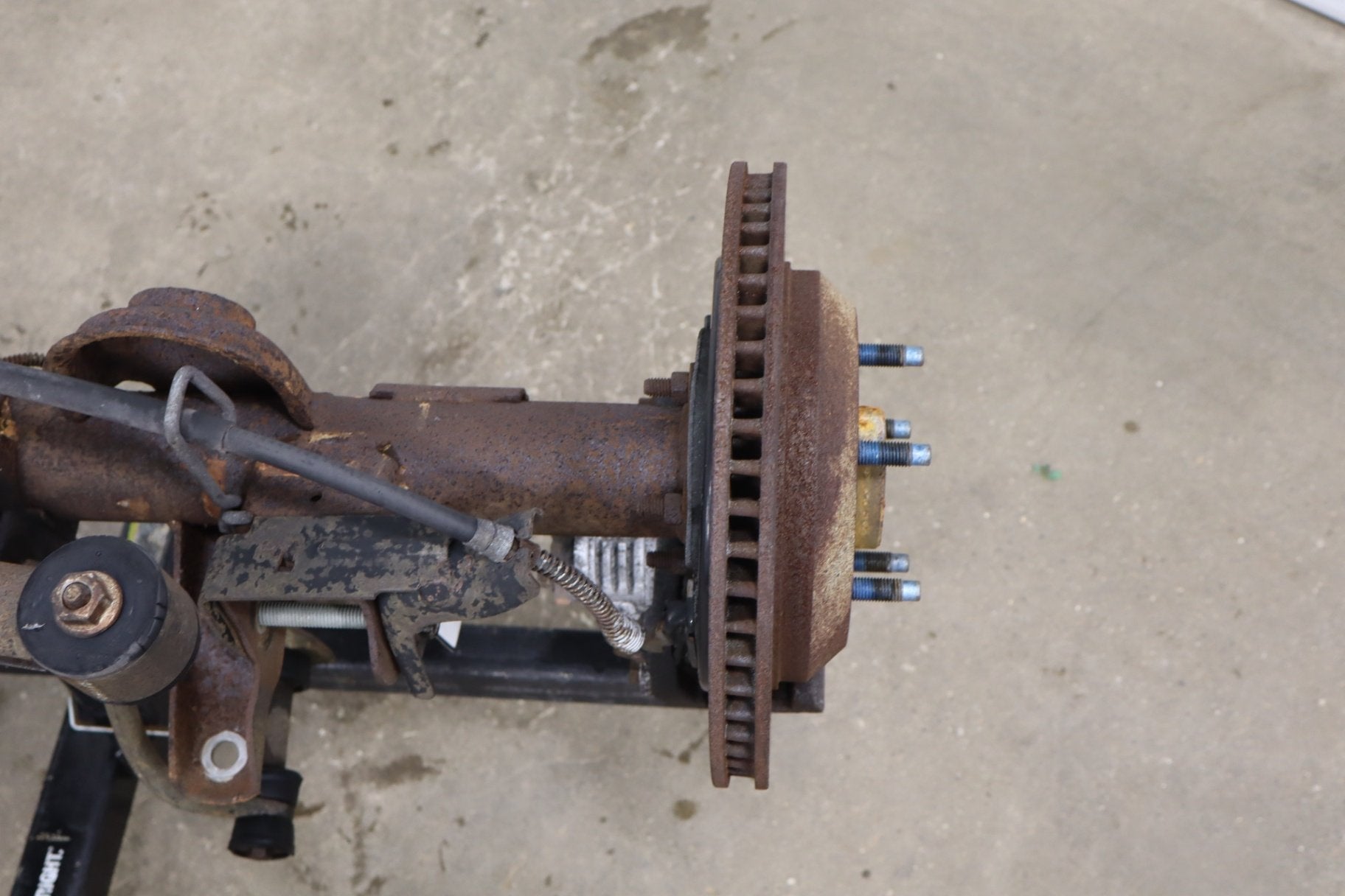 1998-2002 Pontiac Firebird Rear Axle Assembly 3.42 Open