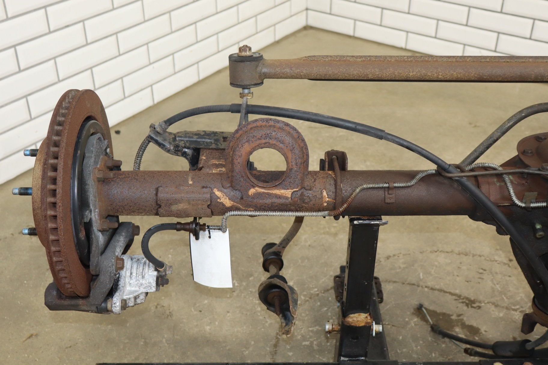 1998-2002 Pontiac Firebird Rear Axle Assembly 3.42 Open