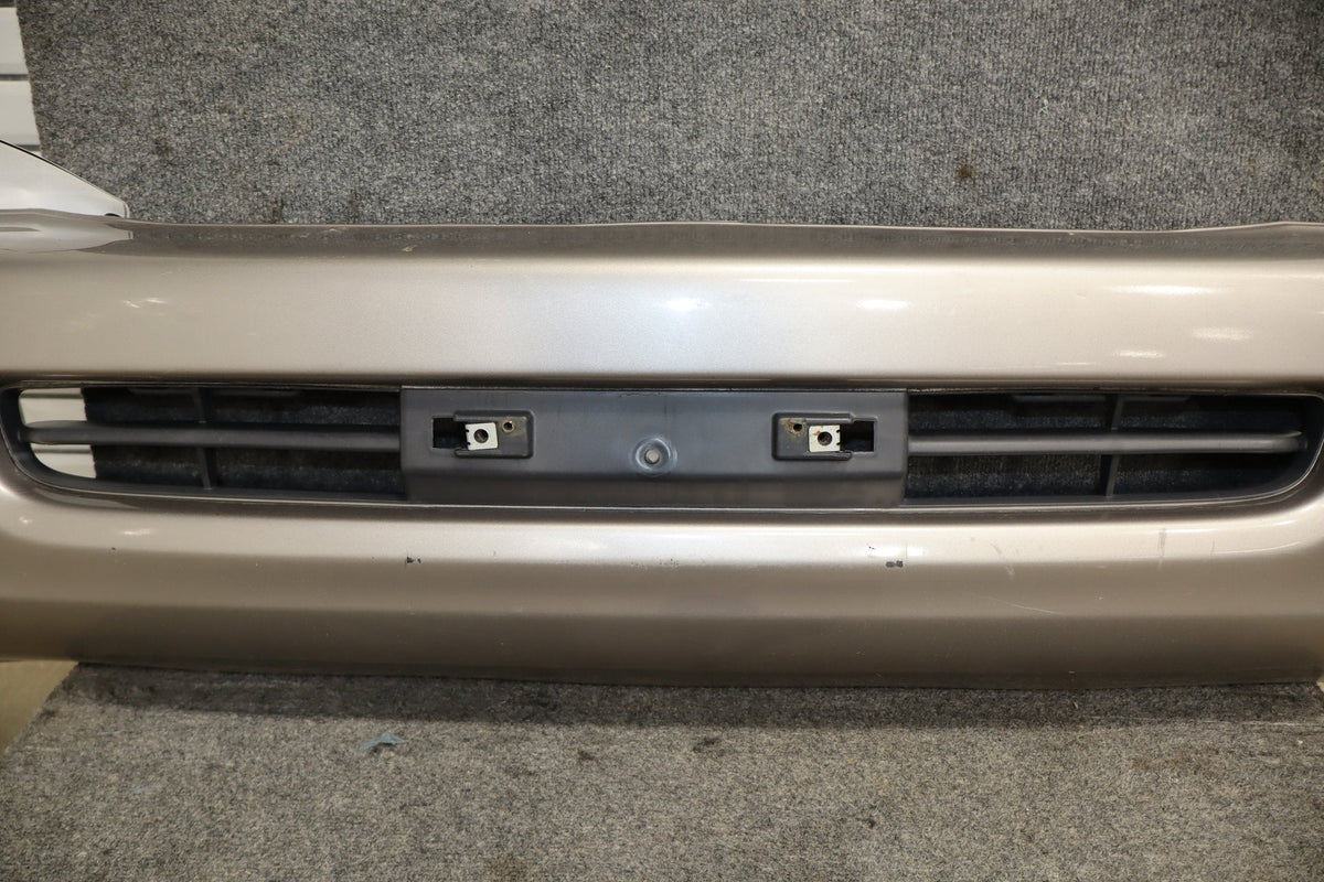 1998-2002 Toyota Land Cruiser Front Bumper White 056