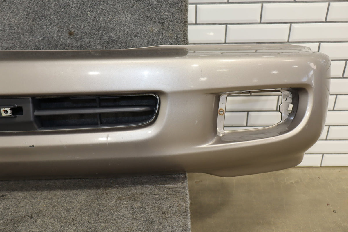 1998-2002 Toyota Land Cruiser Front Bumper White 056