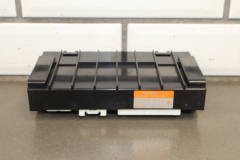 1998-2002 Toyota Land Cruiser Lexus LX470 Climate Control Module 8865060361