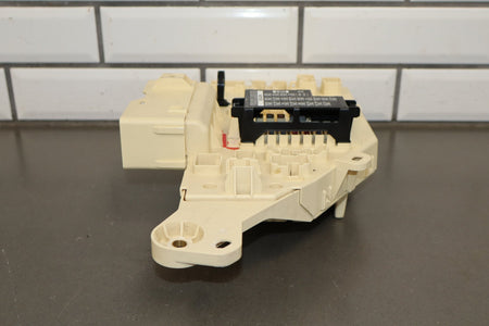 1998-2002 Toyota Land Cruiser Lexus LX470 (J100) Driver Left Cabin Fuse Box