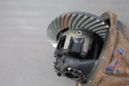 1998-2002 Toyota Land Cruiser, Lexus LX470 Rear Differential Carrier 4.30