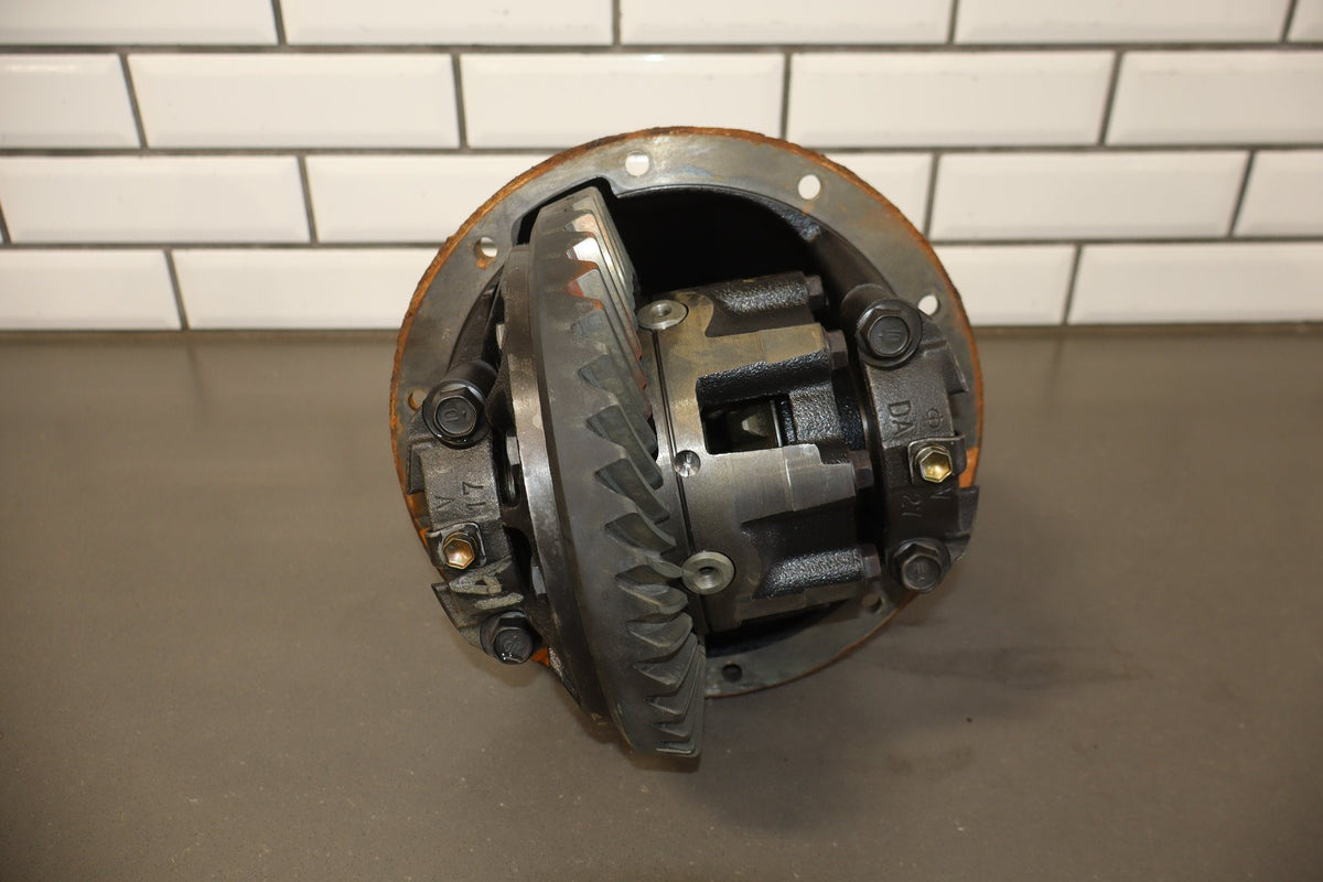 1998-2002 Toyota Land Cruiser, Lexus LX470 Rear Differential Carrier 4.30