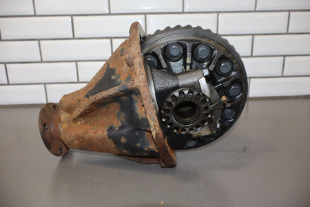 1998-2002 Toyota Land Cruiser, Lexus LX470 Rear Differential Carrier 4.30