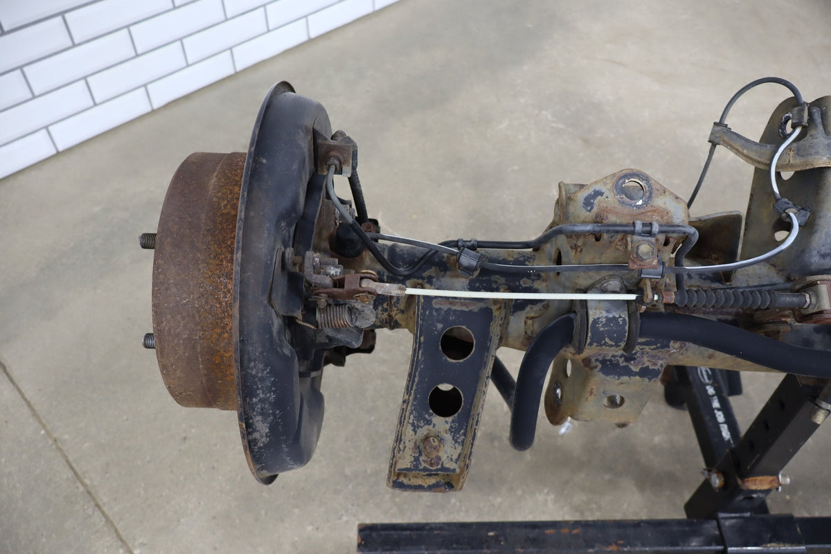 1998-2002 Toyota Land Cruiser, Lexus LX470 Rear Differential Carrier 4.30
