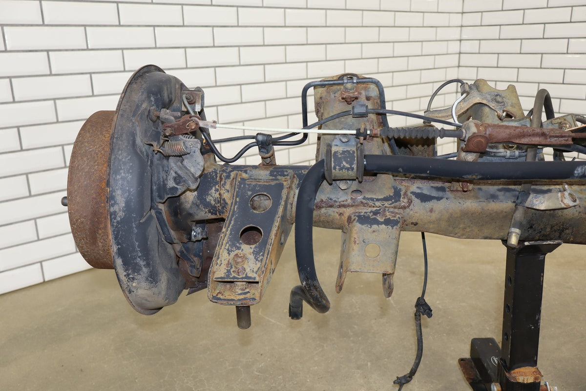 1998-2002 Toyota Land Cruiser, Lexus LX470 Rear Differential Carrier 4.30