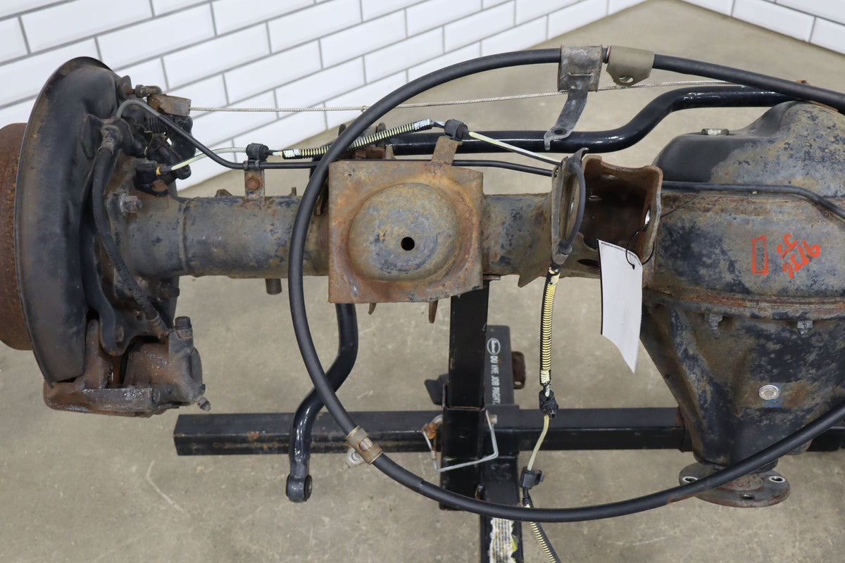 1998-2002 Toyota Land Cruiser, Lexus LX470 Rear Differential Carrier 4.30