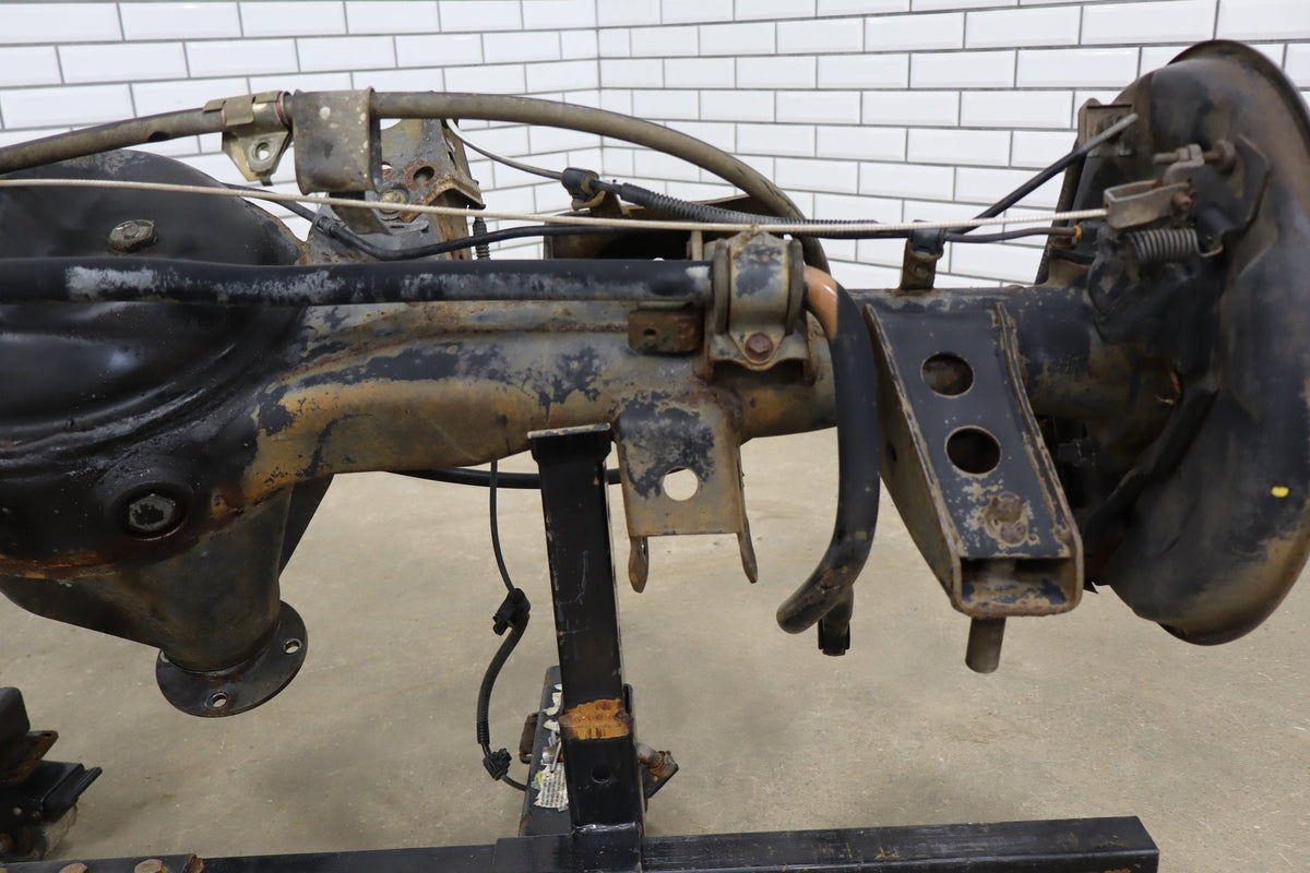 1998-2002 Toyota Land Cruiser, Lexus LX470 Rear Differential Carrier 4.30
