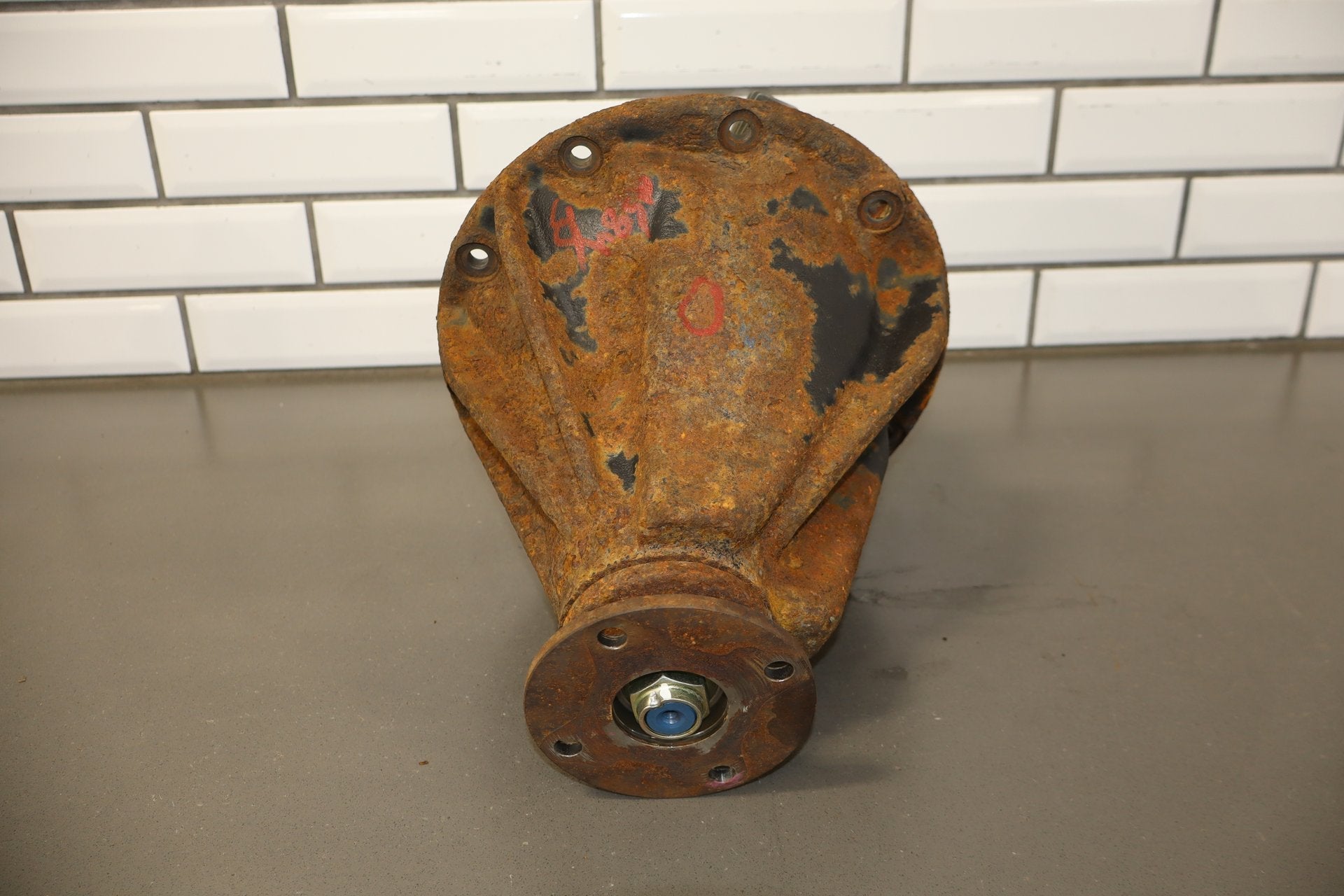 1998-2002 Toyota Land Cruiser, Lexus LX470 Rear Differential Carrier 4.30