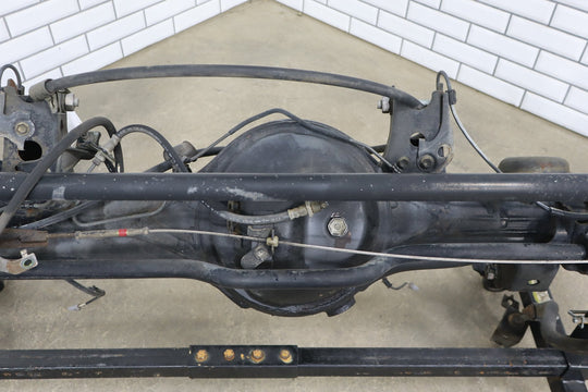 1998 - 2002 Toyota Land Cruiser Rear Axle Assembly 4230260901 OEM
