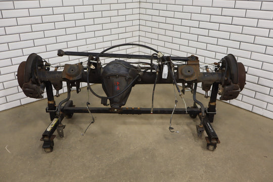 1998 - 2002 Toyota Land Cruiser Rear Axle Assembly 4230260901 OEM