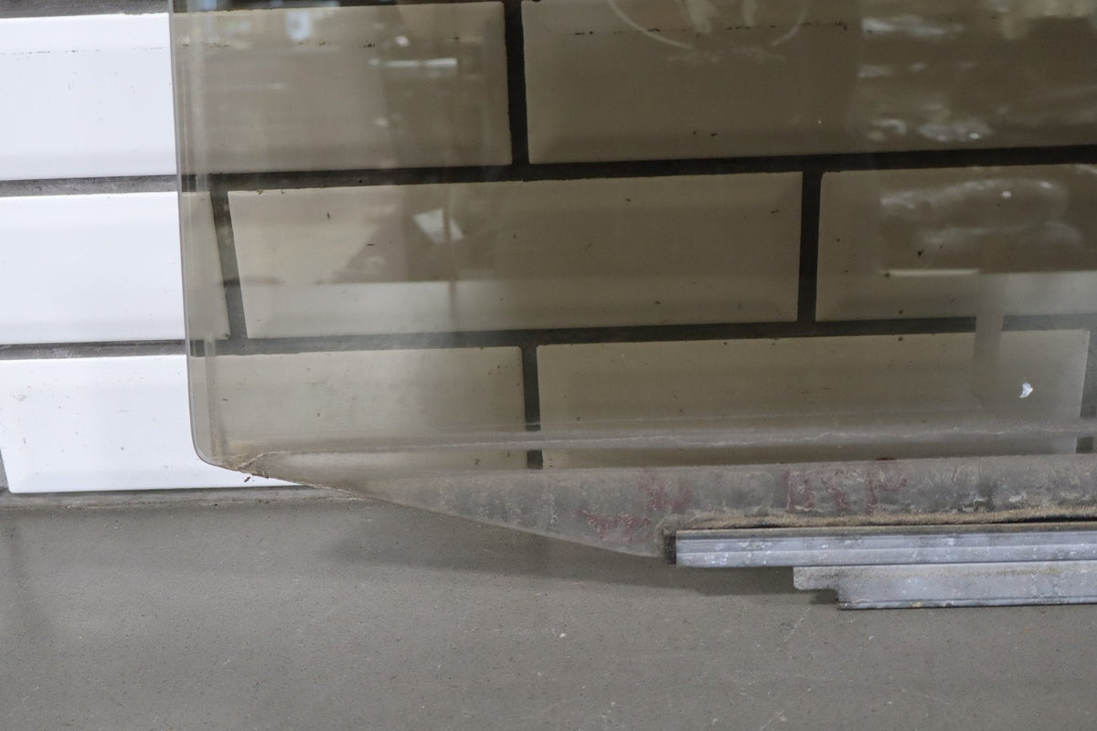 1998-2003 Lexus LX470 Left Rear Door Window 6811460270 OEM