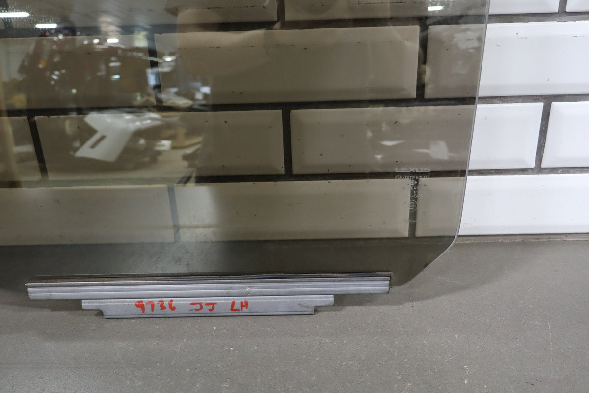 1998-2003 Lexus LX470 Left Rear Door Window 6811460270 OEM