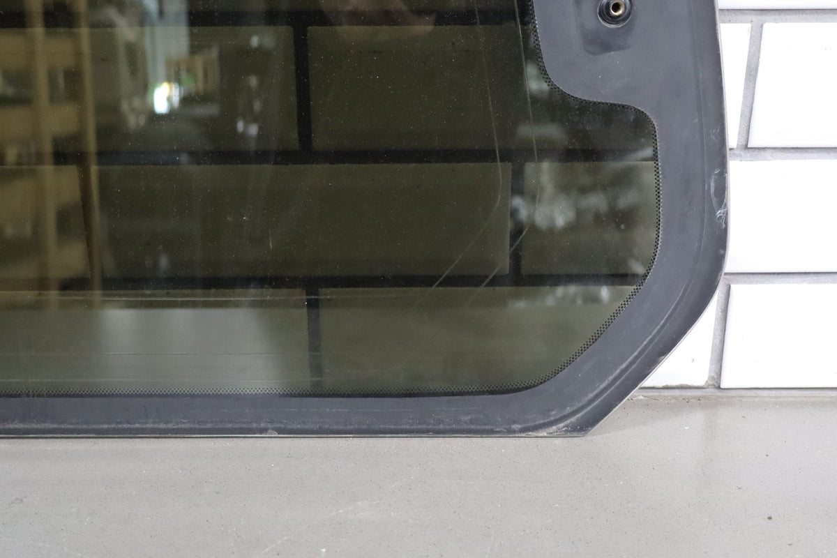1998-2003 Lexus LX470 Right Quarter Window 6271060813