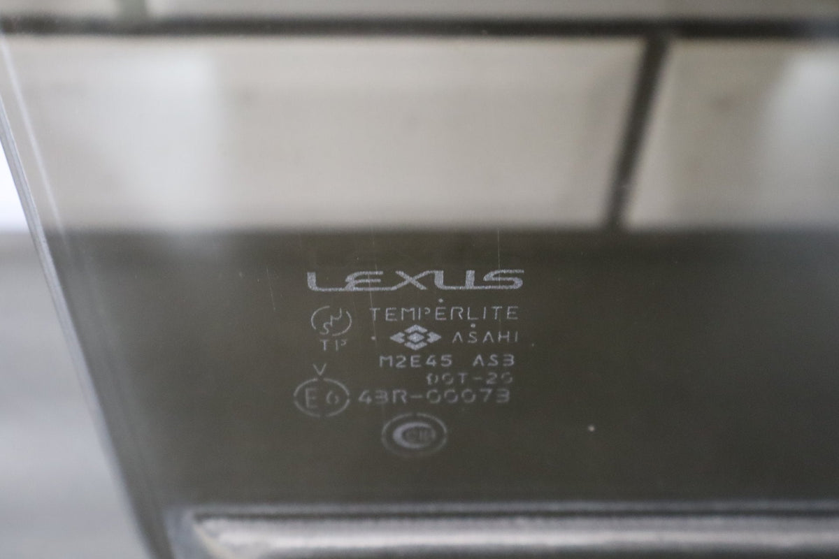 1998-2003 Lexus LX470 Right Rear Door Window 6811360270 OEM
