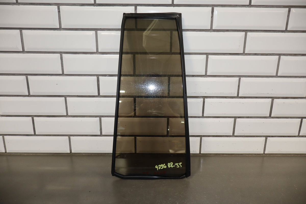 1998-2003 Lexus LX470 Right Rear Vent Window 6812360181 OEM