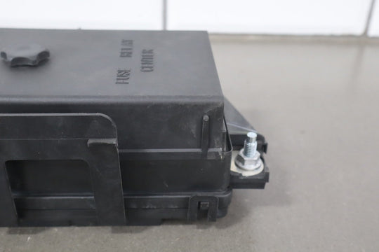 1998 - 2004 Chevrolet Corvette C5 Interior Fuse Box 12193837