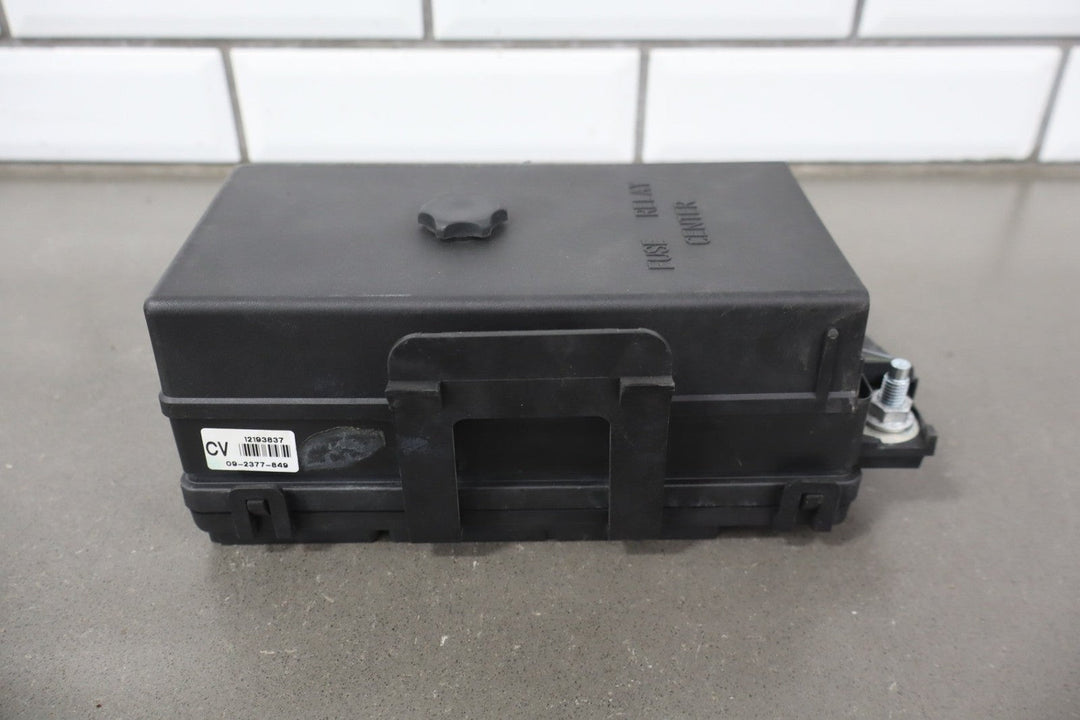 1998 - 2004 Chevrolet Corvette C5 Interior Fuse Box 12193837