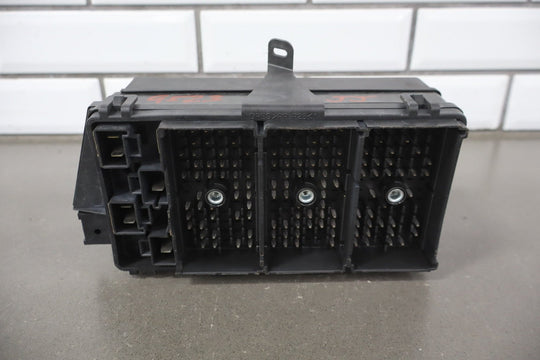 1998 - 2004 Chevrolet Corvette C5 Interior Fuse Box 12193837