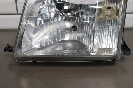 1998-2005 Toyota Land Cruiser Left Headlamp 8105060072
