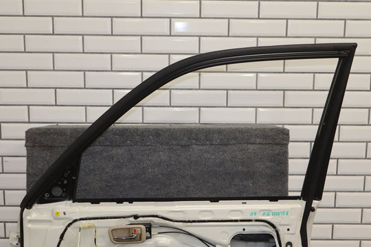 1998 - 2006 Lexus LX470 Right Front Door