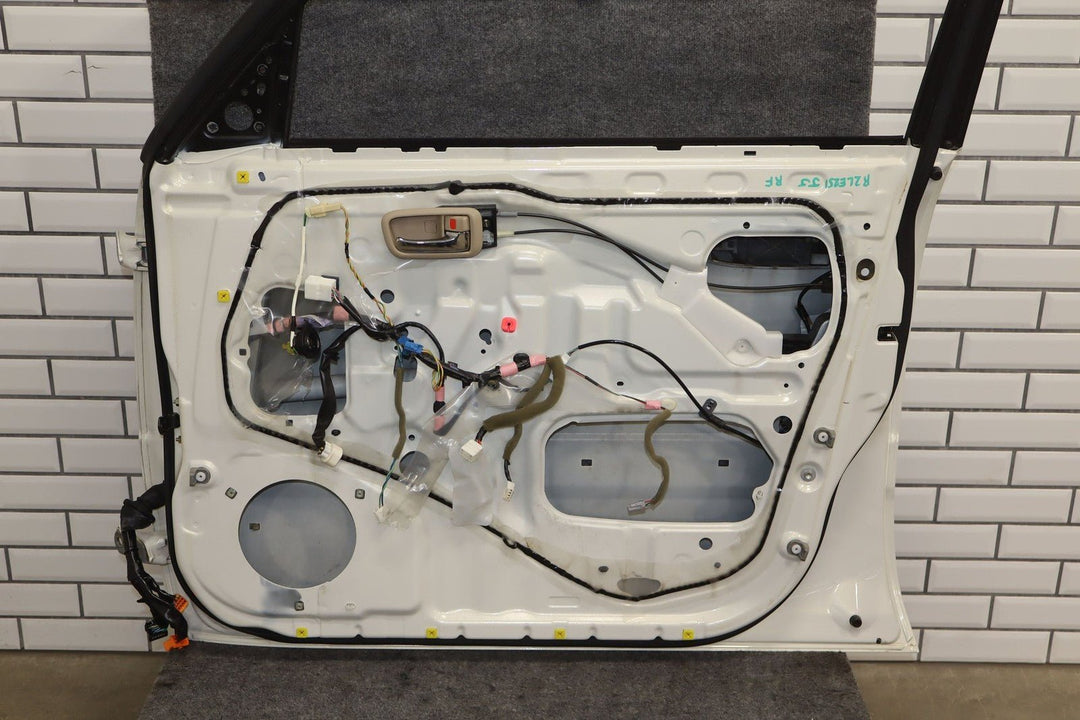 1998 - 2006 Lexus LX470 Right Front Door