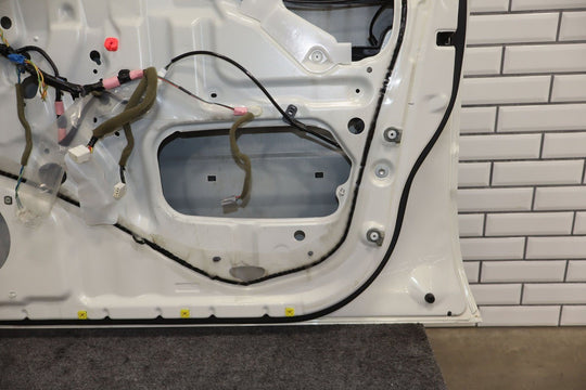 1998 - 2006 Lexus LX470 Right Front Door