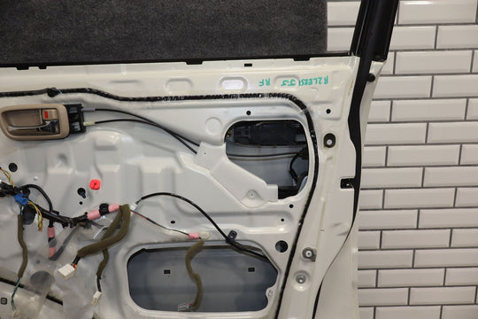 1998 - 2006 Lexus LX470 Right Front Door