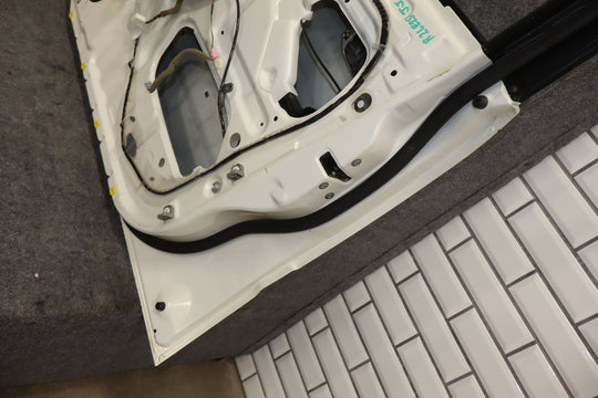 1998 - 2006 Lexus LX470 Right Front Door