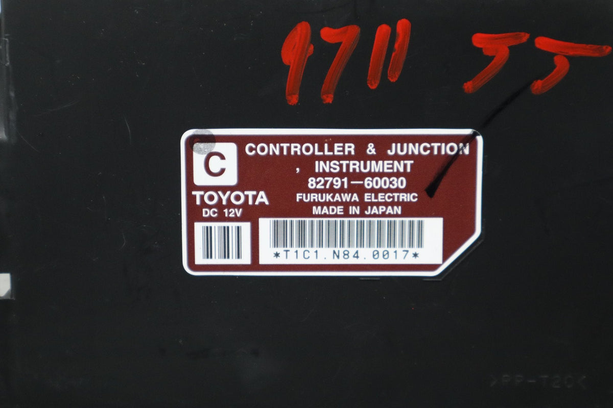 1998-2007 Lexus LX470 Instrument Cluster Control Module 8279160030