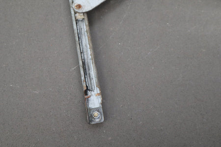 1998-2007 Lexus LX470 Left Front Door Regulator 6980260070 OEM