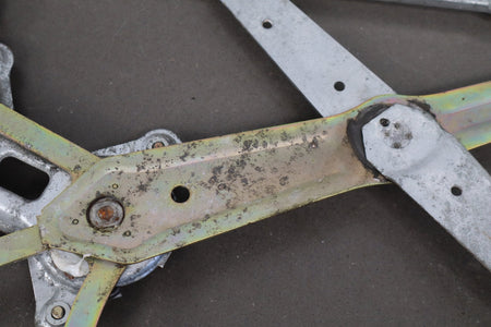 1998-2007 Lexus LX470 Left Front Door Regulator 6980260070 OEM