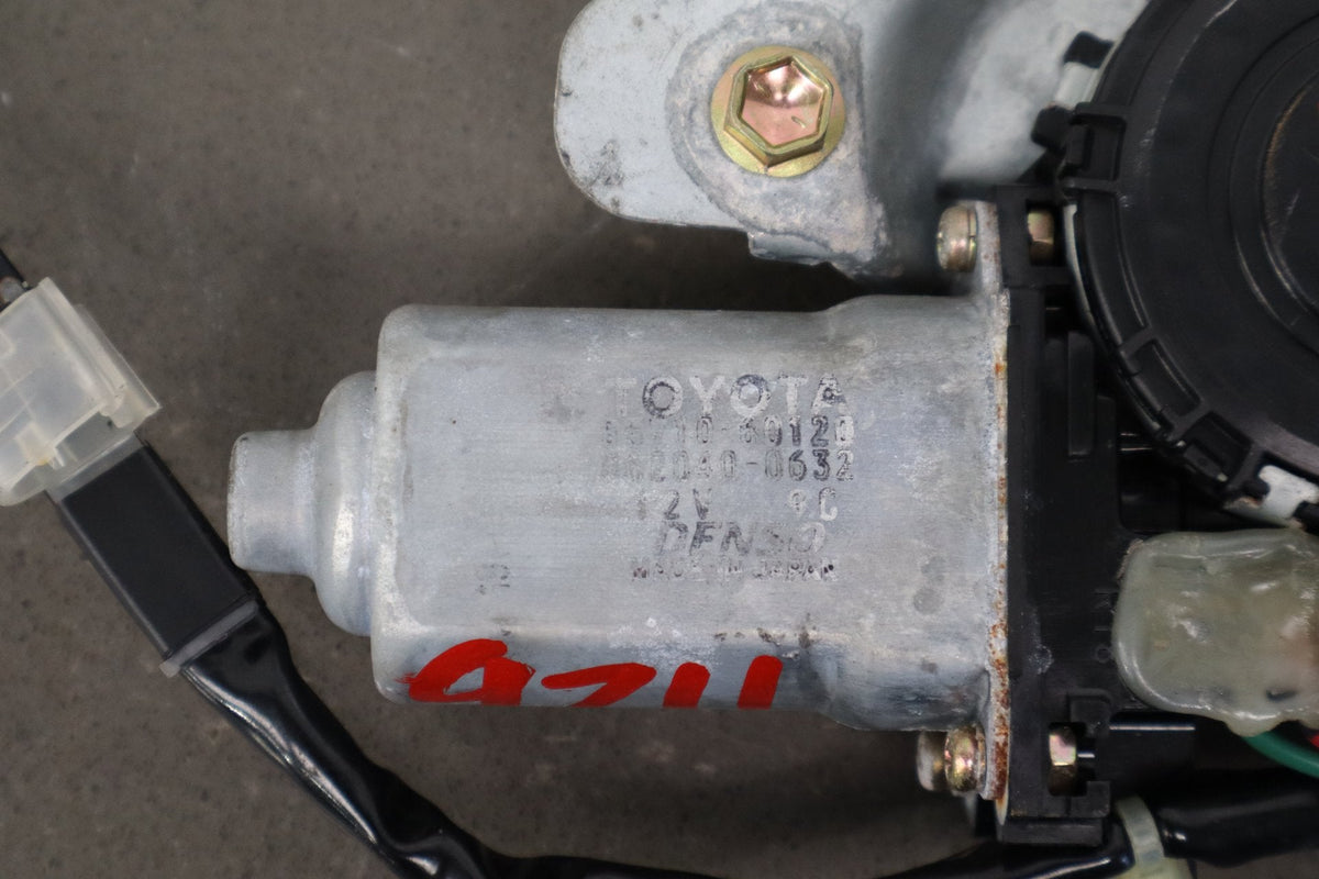 1998-2007 Lexus LX470 Left Rear Door Regulator 6980460060 OEM