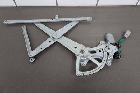 1998-2007 Lexus LX470 Right Front Door Regulator 6980160070 OEM