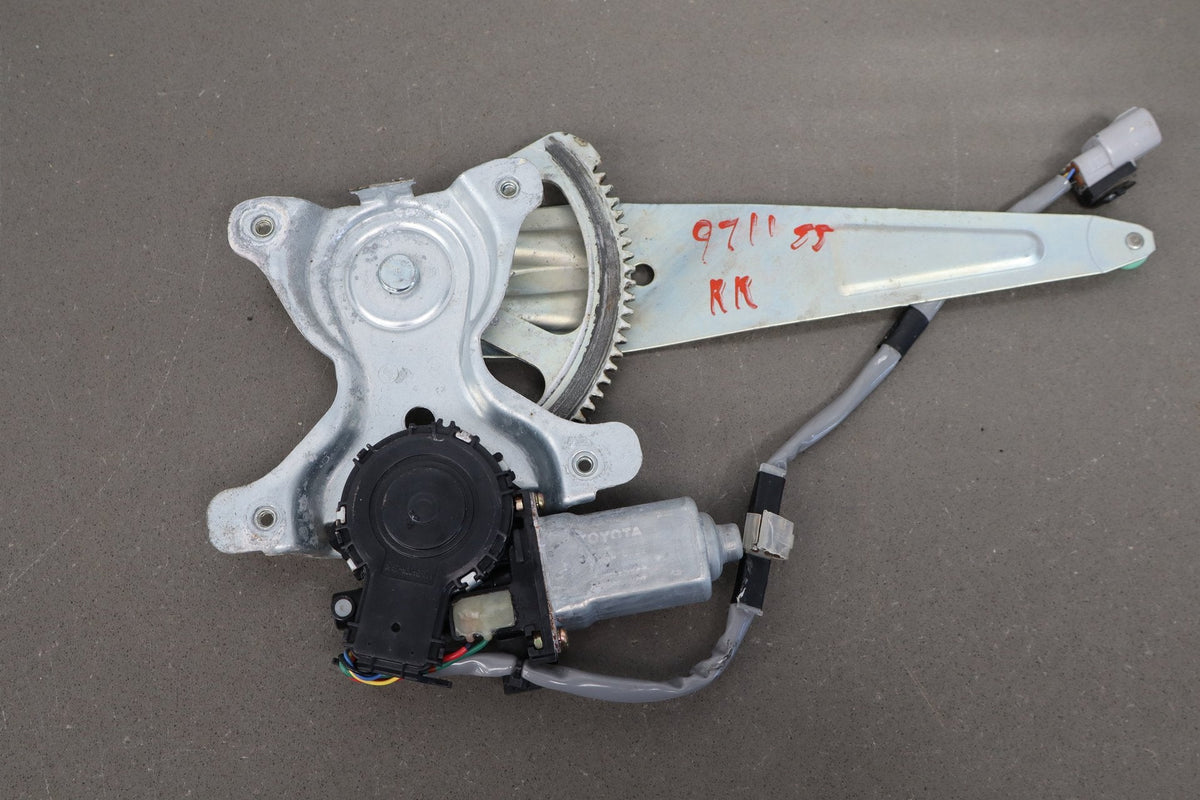 1998-2007 Lexus LX470 Right Rear Door Regulator 6980360060 OEM