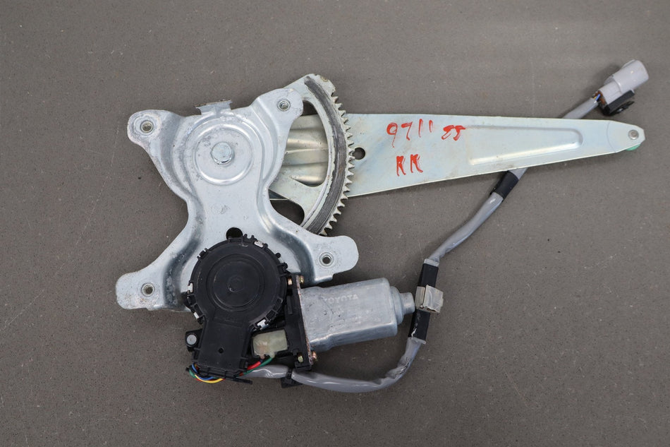 1998-2007 Lexus LX470 Right Rear Door Regulator 6980360060 OEM