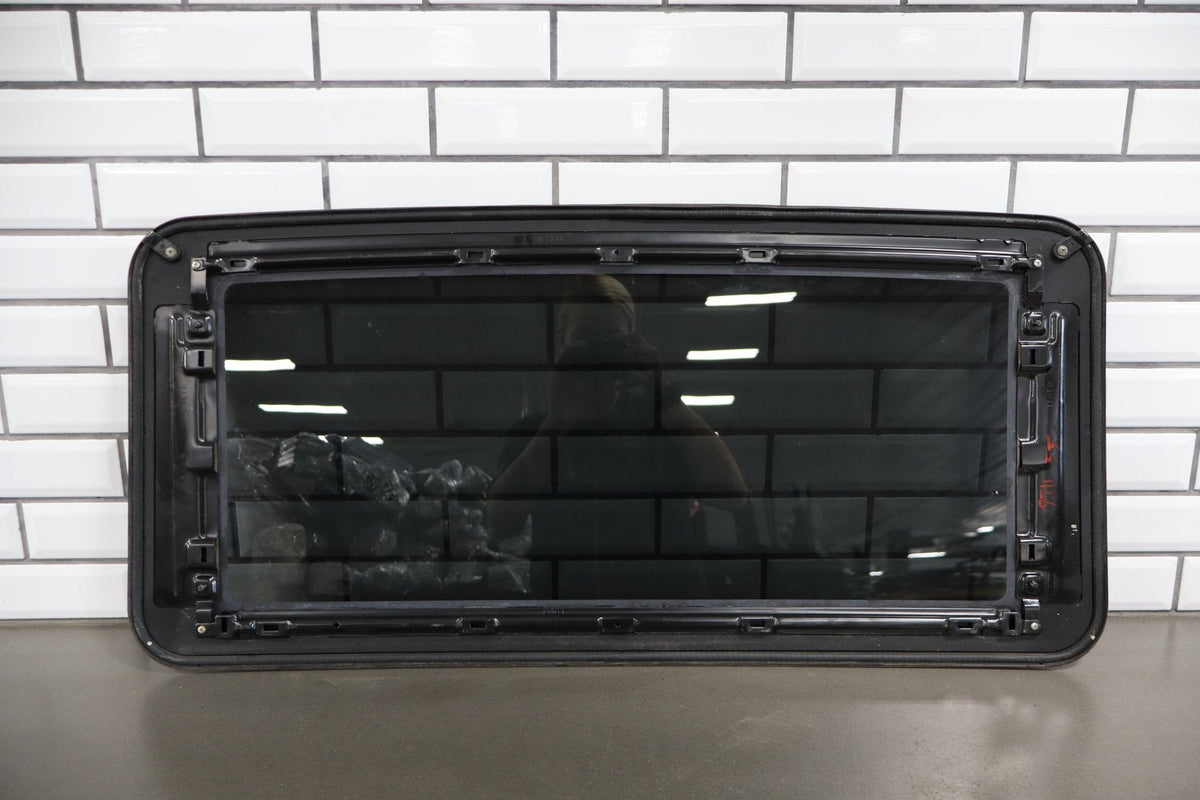 1998-2007 Lexus LX470 Roof Glass 6320160063 OEM