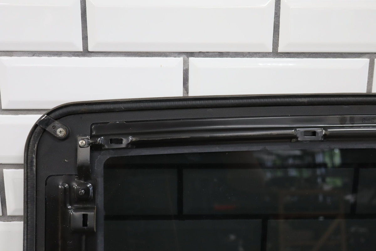 1998-2007 Lexus LX470 Roof Glass 6320160063 OEM