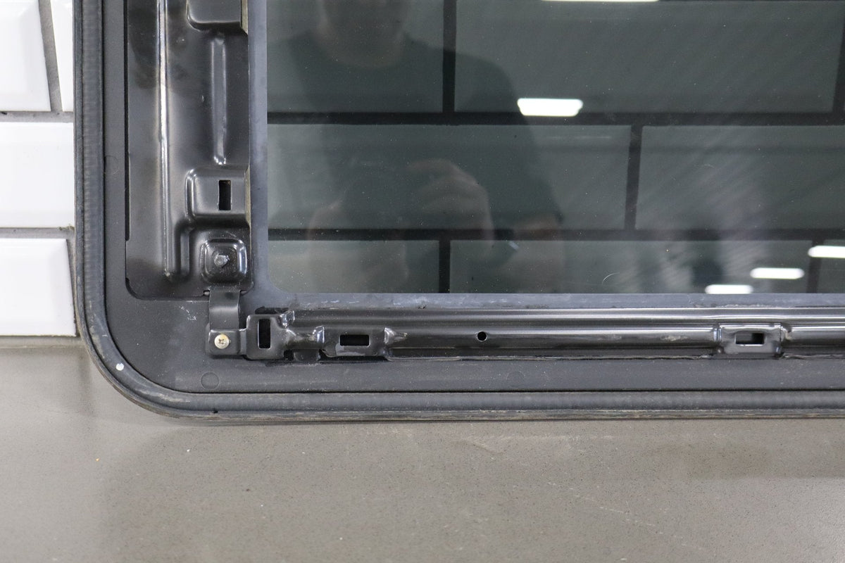 1998-2007 Lexus LX470 Roof Glass 6320160063 OEM