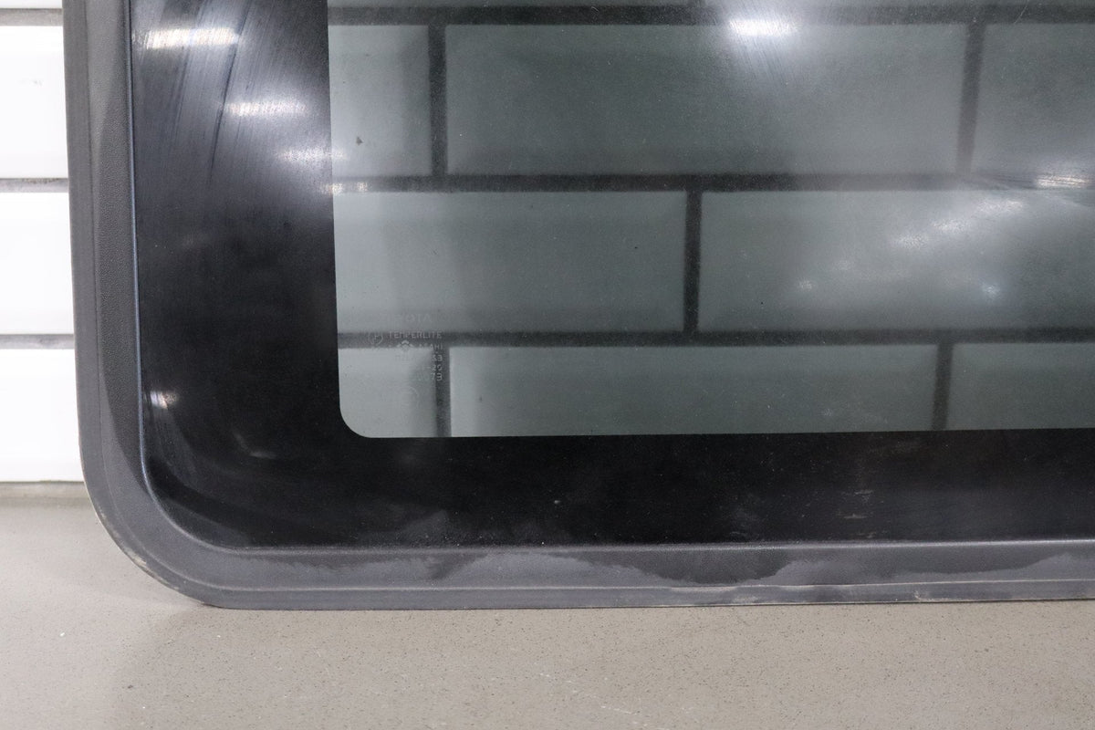 1998-2007 Lexus LX470 Roof Glass 6320160063 OEM