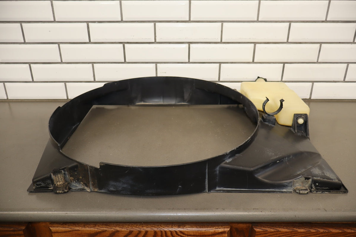 1998-2007 Toyota Land Cruiser, Lexus LX470 Fan Shroud Surround OEM