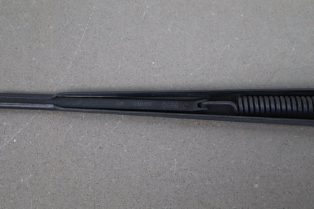1998-2007 Toyota Land Cruiser Lexus LX470 Wiper Arm Pair