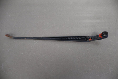 1998-2007 Toyota Land Cruiser Lexus LX470 Wiper Arm Pair