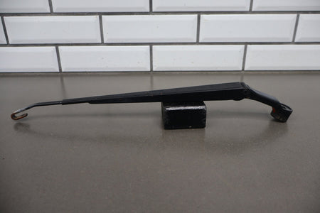 1998-2007 Toyota Land Cruiser Lexus LX470 Wiper Arm Pair